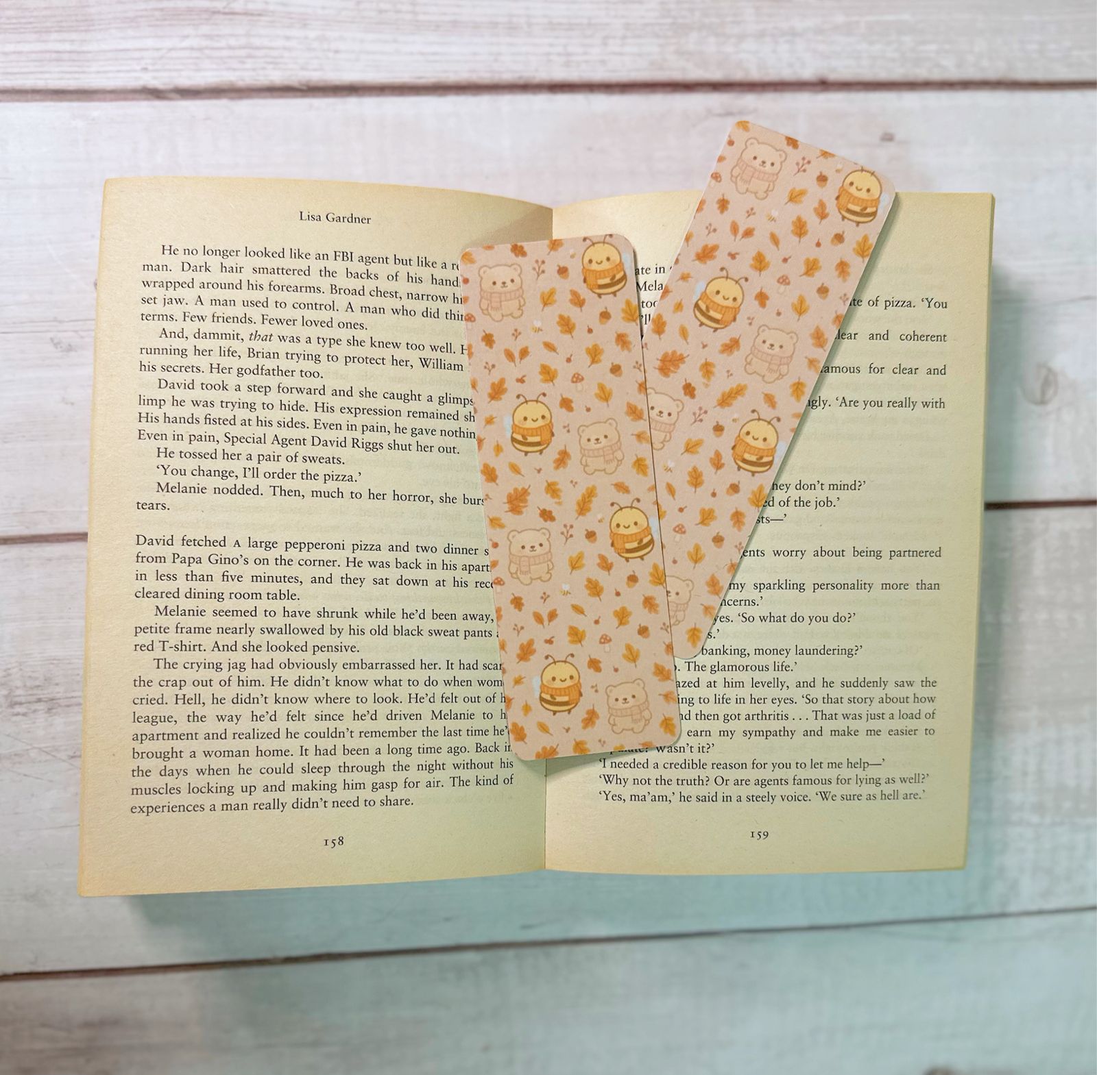 Snug Bee & Theo Autumn Pattern Bookmark