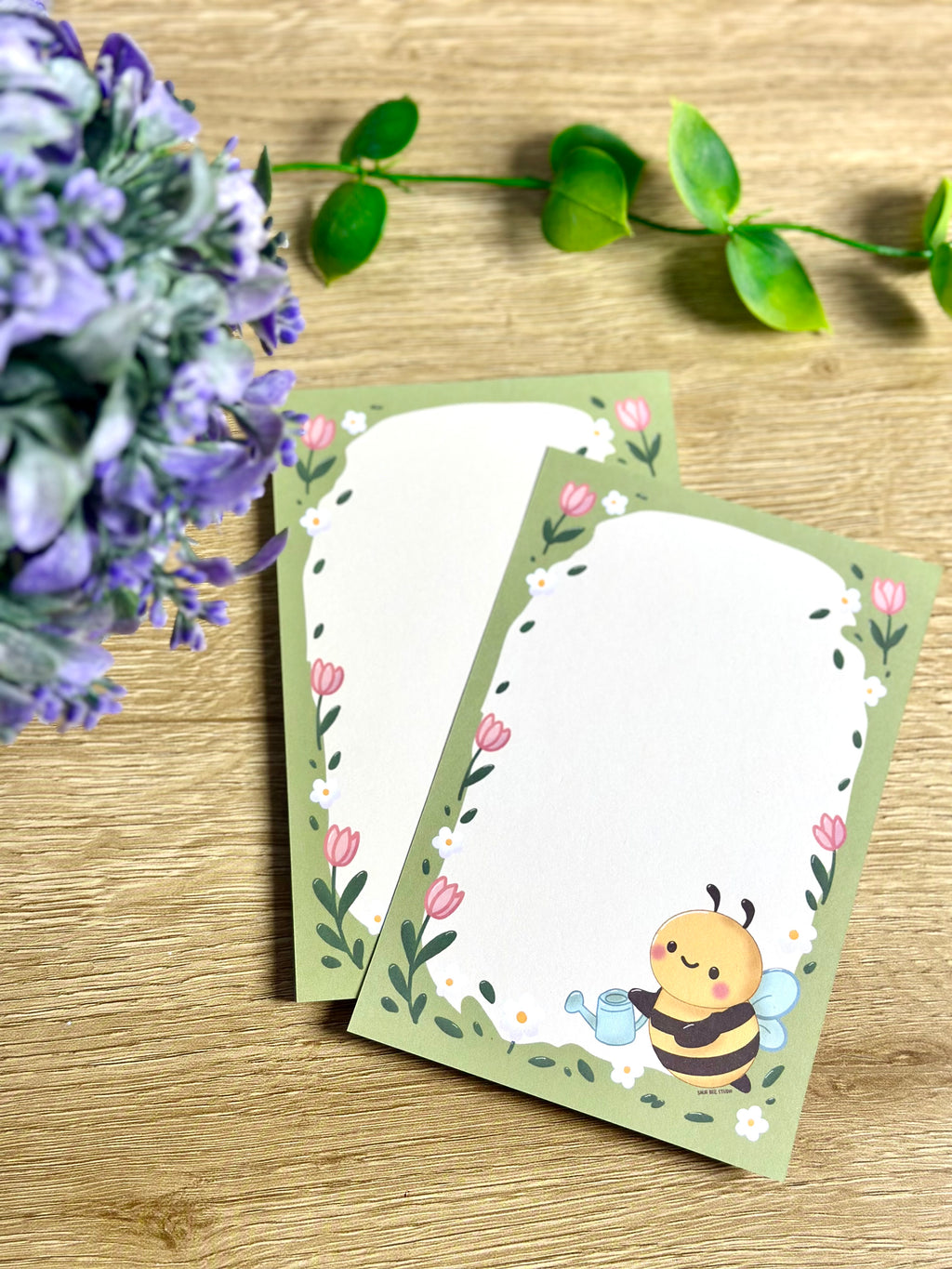 Spring Buzz Notepad